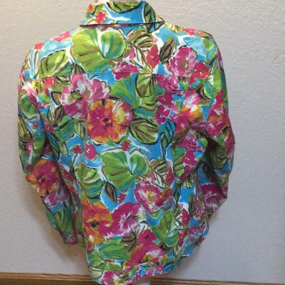 Chicos jacket. - Picture 2 of 4